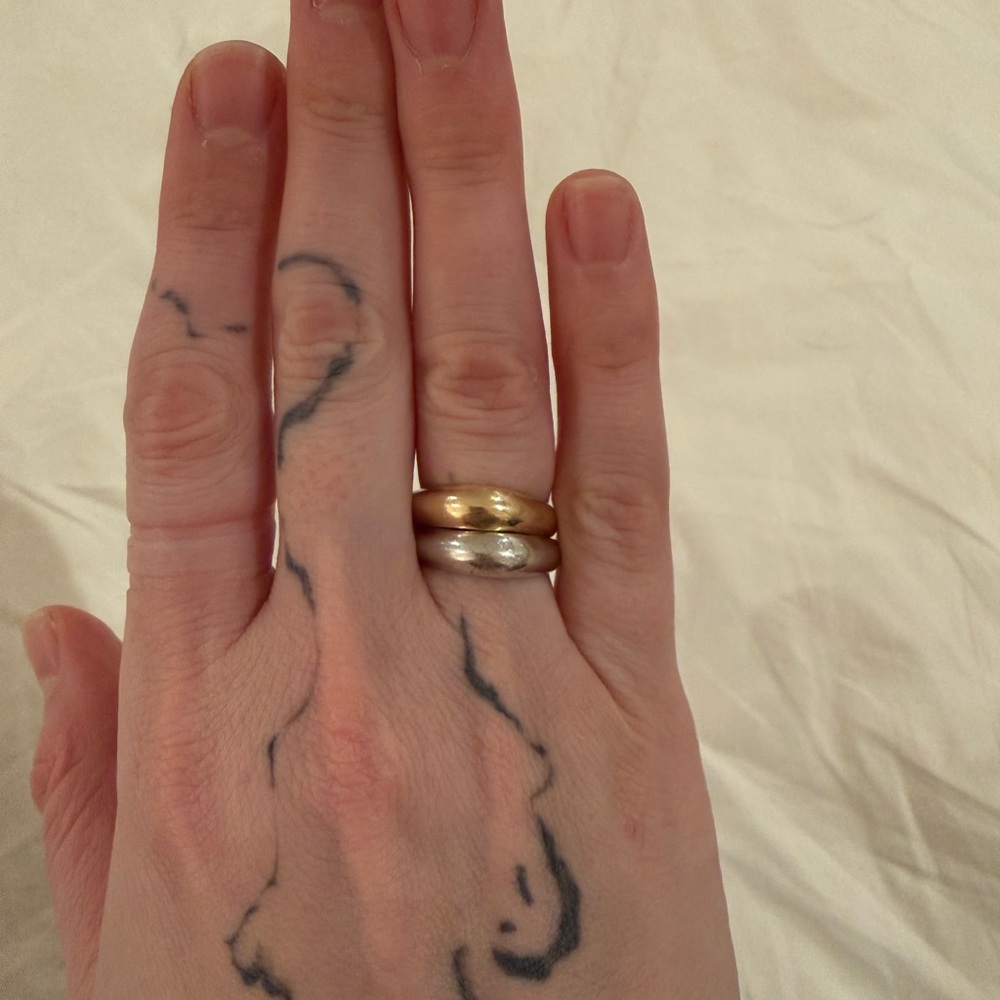 10k Yellow Gold Triangle Ring - Picture 7 of 7
